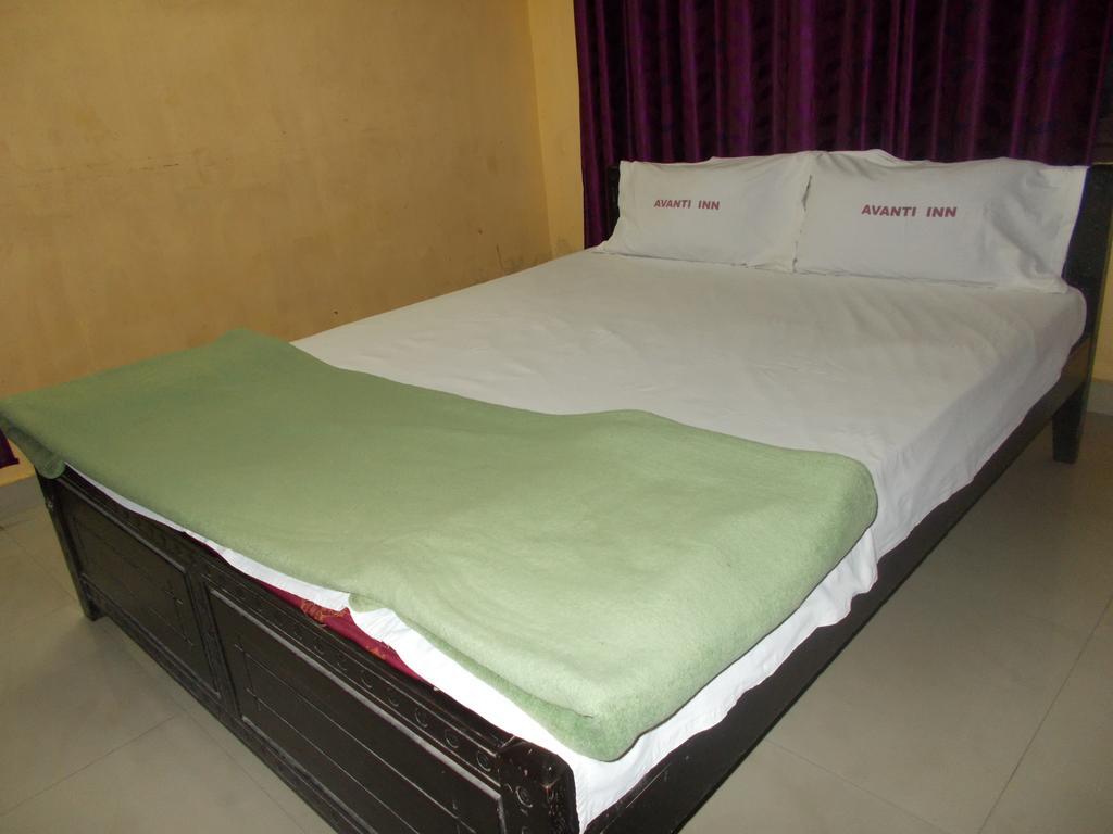 Guruvayur Bunglow Hotel Exterior foto